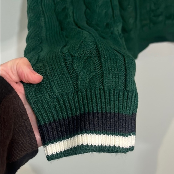 EDIKTED Green V-Neck Cable Knit Sweater - Picture 4 of 7